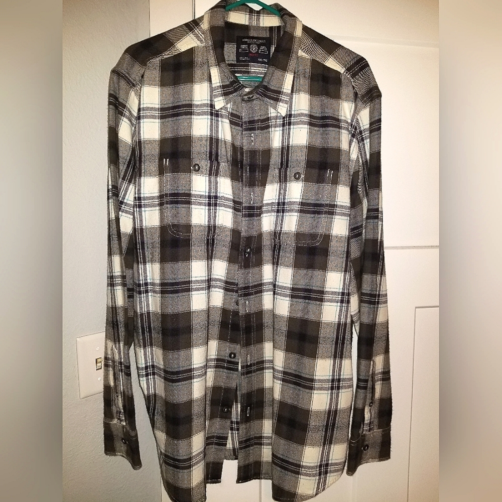 Soft black & white flannel with blue pinstripes - Prep Fit